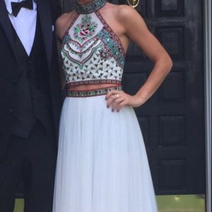White 2-piece Dress Sherri Hill size 2